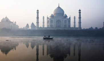 Golden Triangle Tour With Beaches And Backwaters